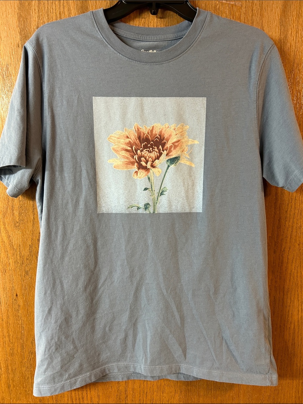 Goodfellow & Co Men's Blue Floral Graphic Tee - Pale Flower Print